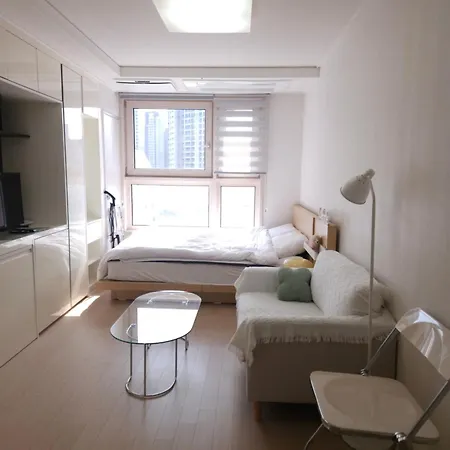 2403#Quiet Premium Stay# The Vogue Grande Retreat# All-New Furniture, Extra-Large Bed